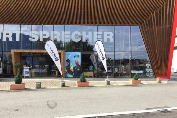Schaufensterbeschriftungen Sport Sprecher