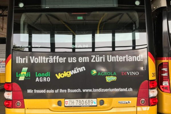 Bus-Heckscheiben-Werbung für Landi