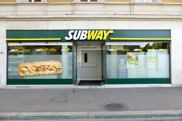 Schaufensterbeschriftung Subway