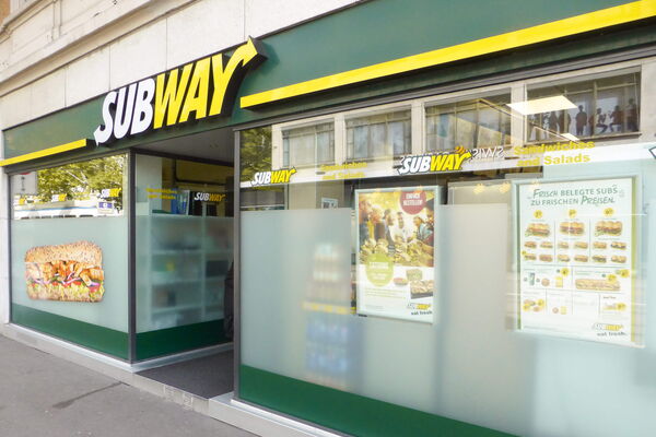 Schaufensterbeschriftung Subway